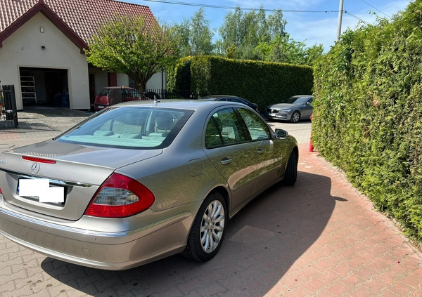 Mercedes-Benz Klasa E cena 47000 przebieg: 291000, rok produkcji 2007 z Poznań małe 137